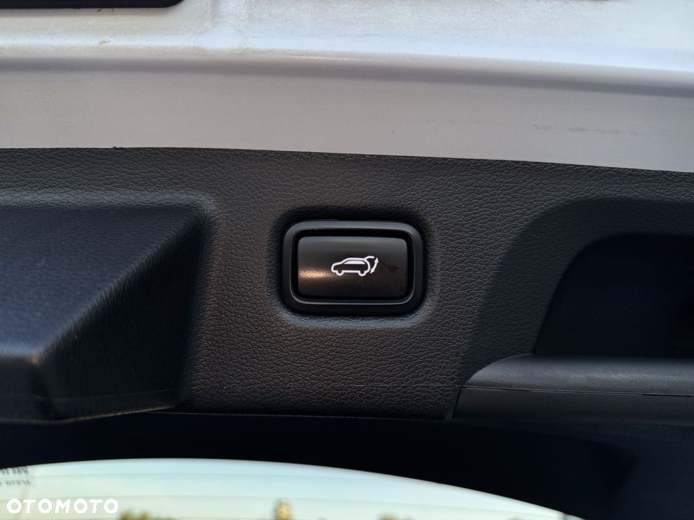 Kia ProCeed 1.6 T-GDI GT DCT - 28