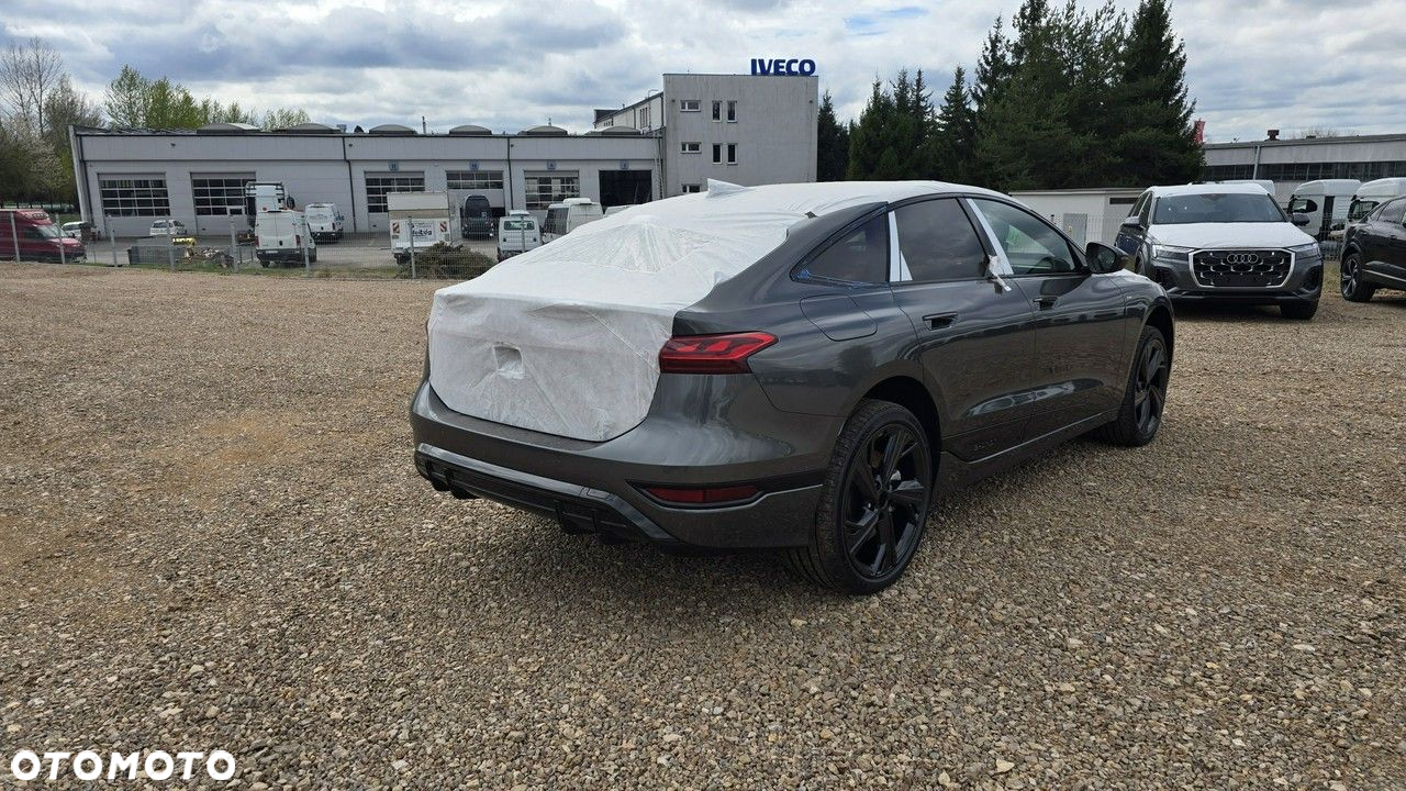 Audi A6 - 6