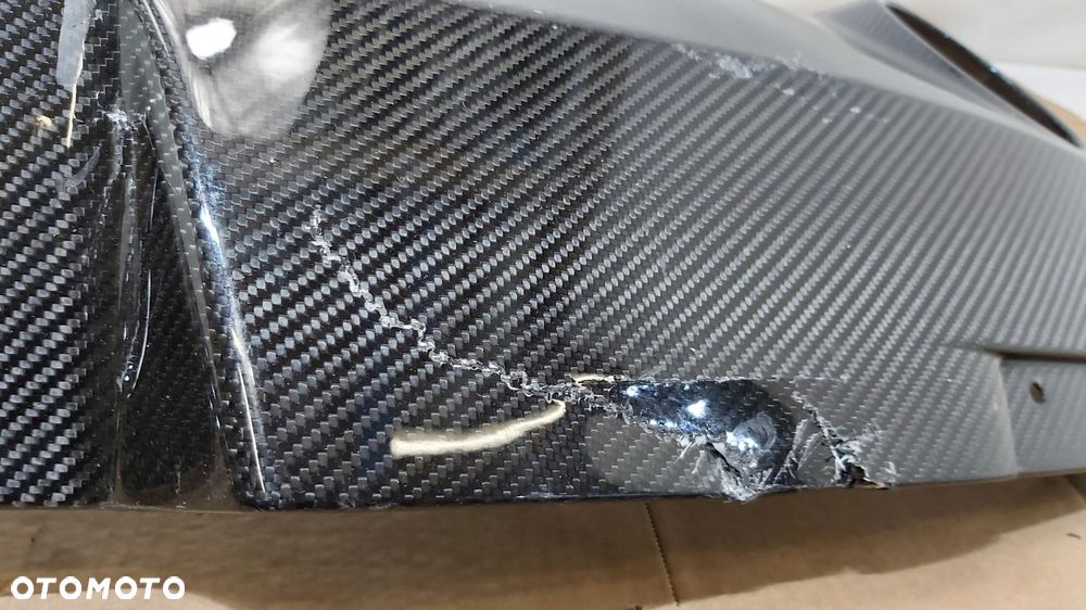zderzak tył dokładka carbon aston martin vantage v8 v12 lift ad23-17e955-ab - 5