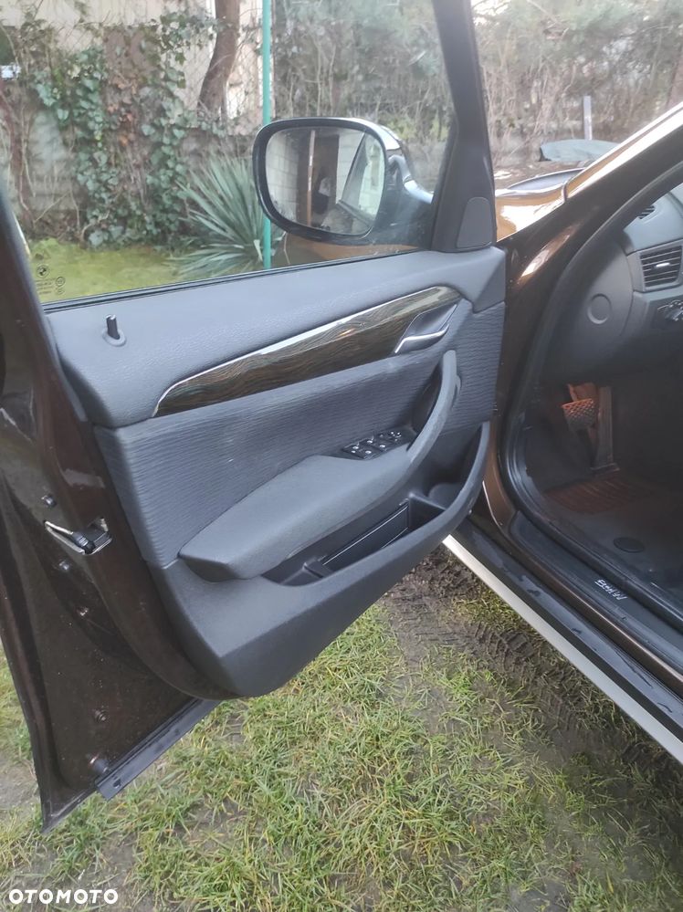 BMW X1 xDrive28i - 11