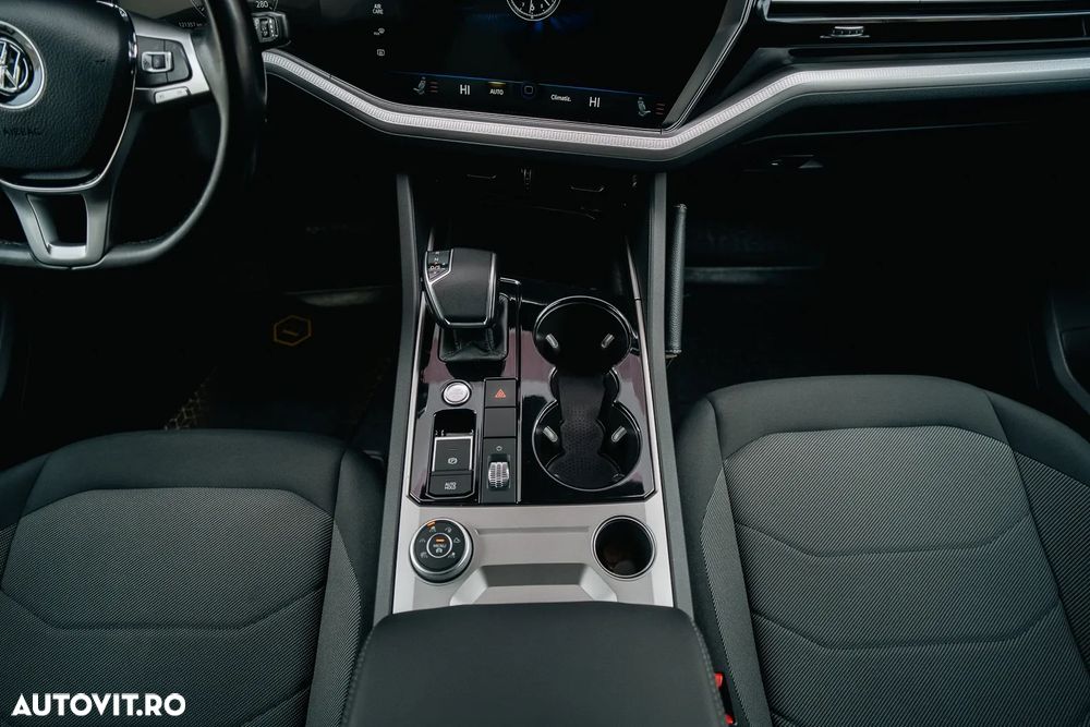 Volkswagen Touareg 3.0 V6 TDI 4Motion DPF Automatik - 21