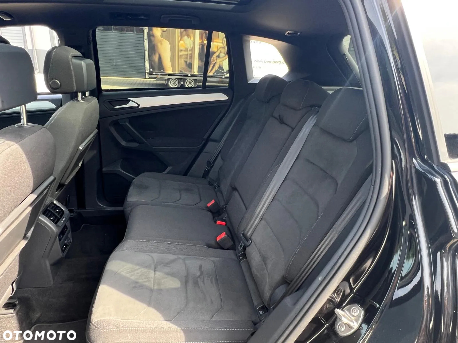 Volkswagen Tiguan - 11