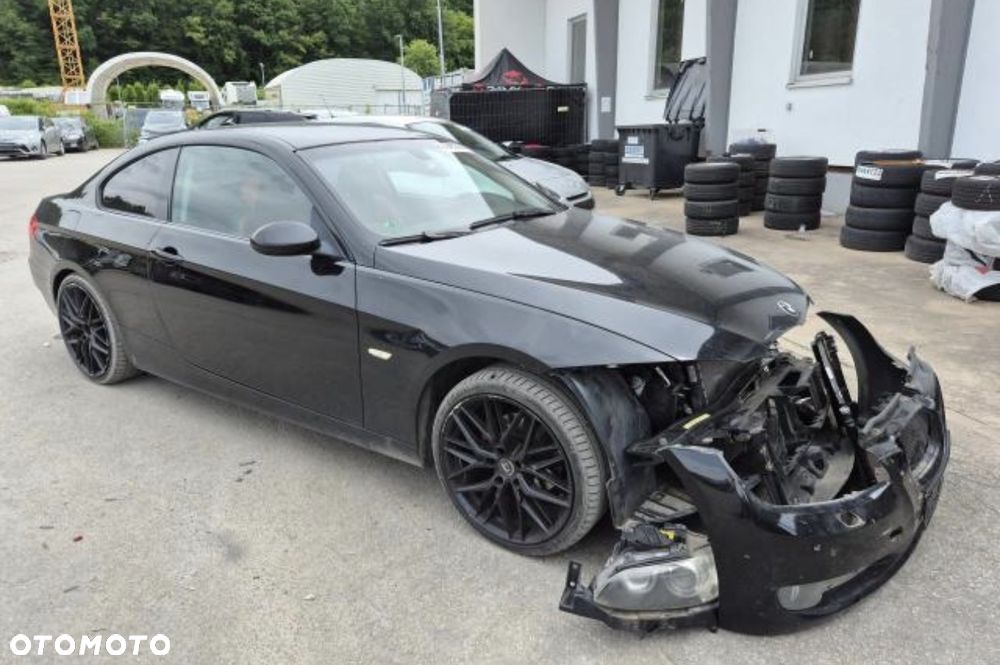 BMW Seria 3 320i Edition Exclusive - 1