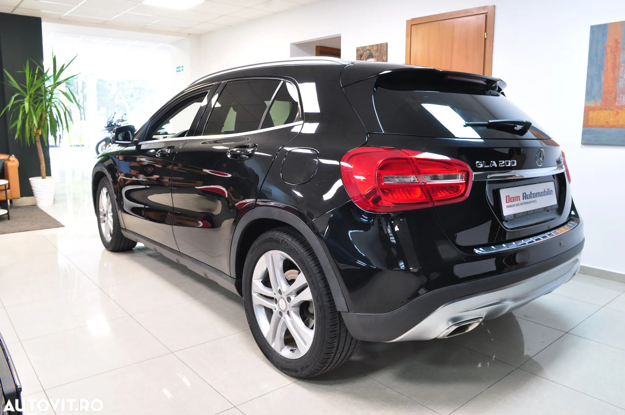 Mercedes-Benz GLA - 5