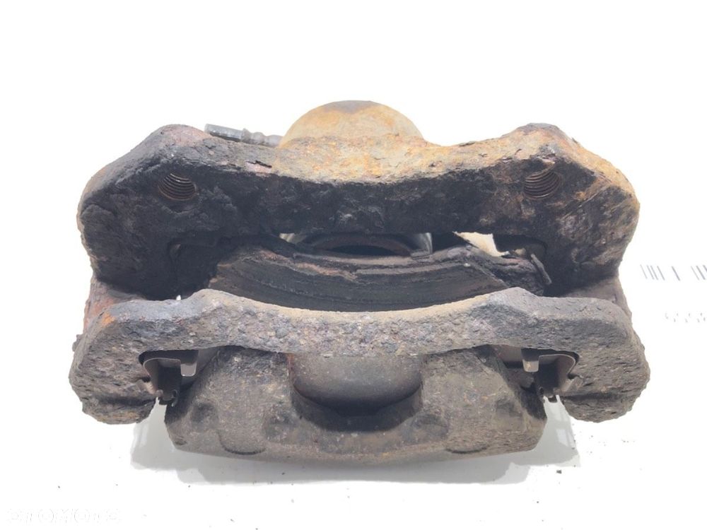 ZACISK PRAWY PRZÓD  ISUZU RODEO samochód terenowy zamknięty 1997 - 2004 3.2 V6 151 kW [205 KM] - 3