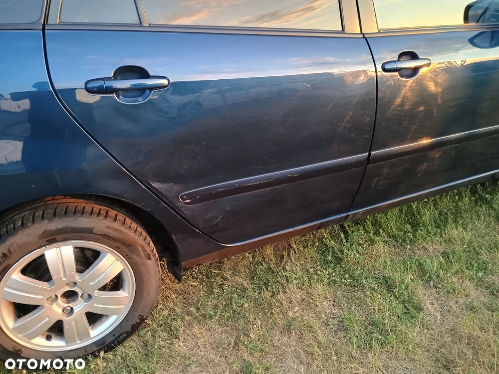 Toyota Corolla Verso 2.0 D-4D - 8