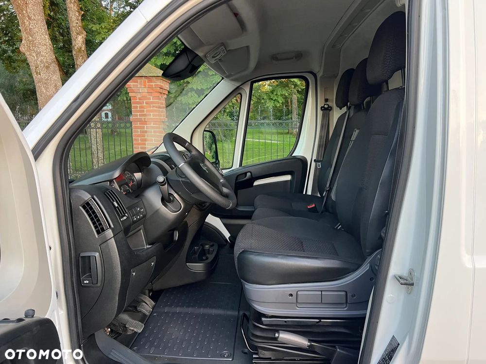 Citroën Jumper 35 2.2 BlueHDi - 15