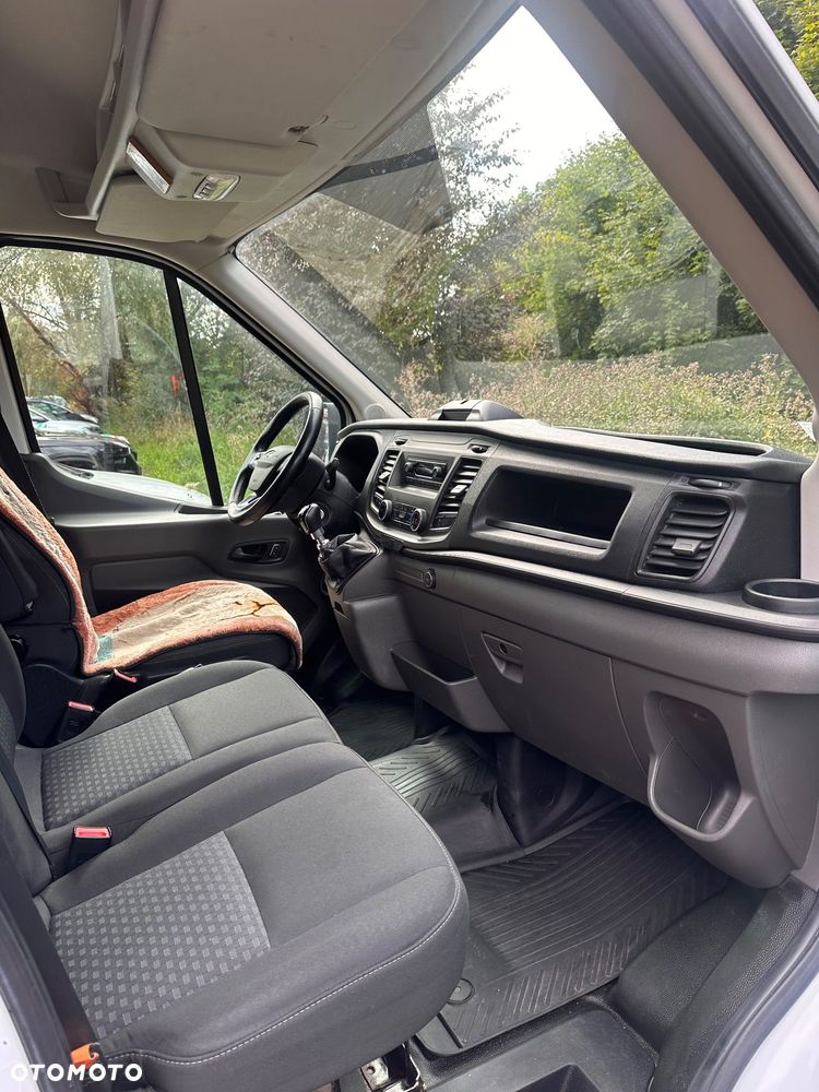 Ford Transit - 13