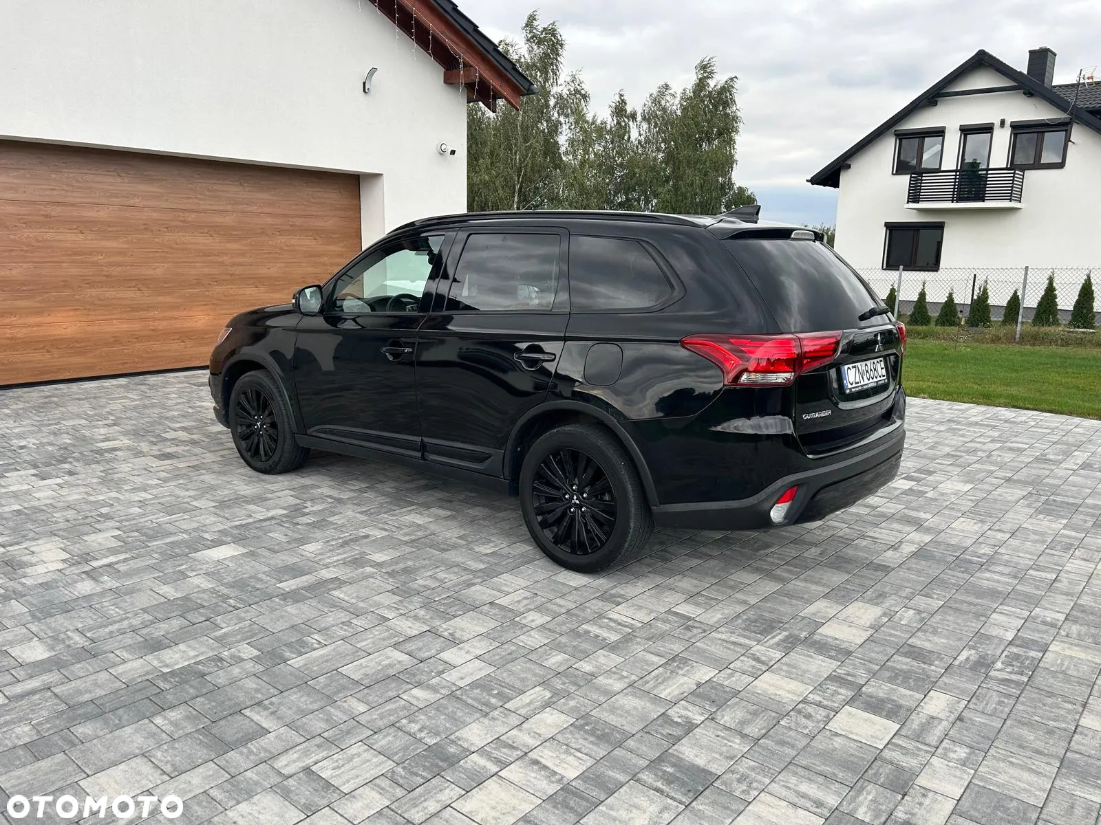 Mitsubishi Outlander - 5