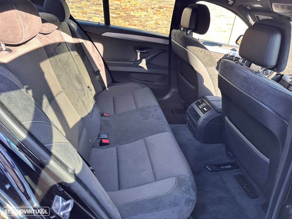 BMW 525 d Pack M Auto - 14