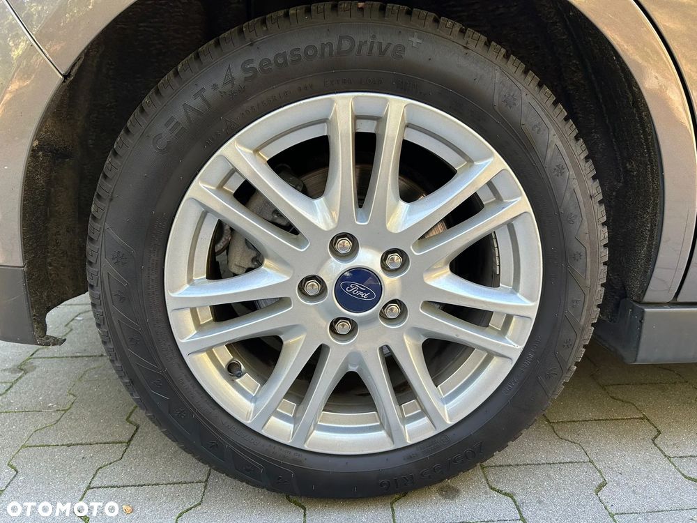 Ford C-MAX 1.6 EcoBoost Titanium - 23