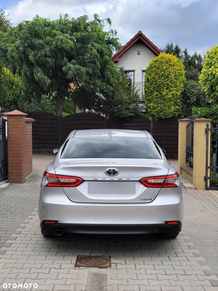Toyota Camry 2.5 Hybrid Executive CVT - 5