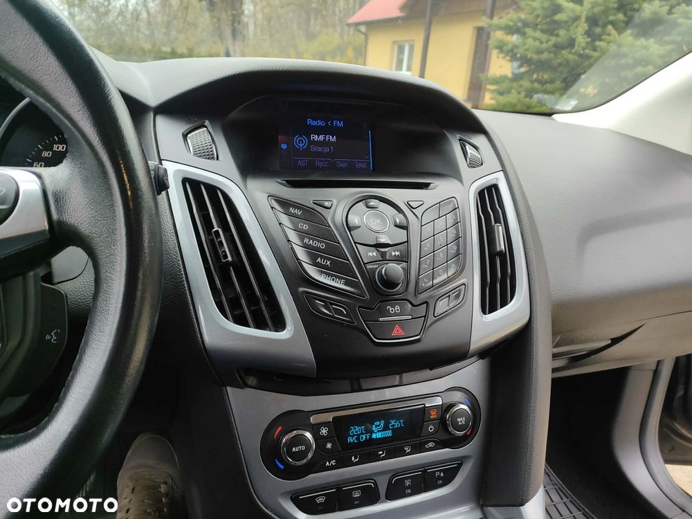 Ford Focus 2.0 TDCi Sport - 12