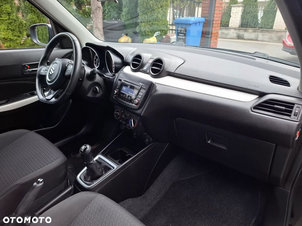 Suzuki Swift 1.2 Dualjet Hybrid Allgrip Comfort - 17