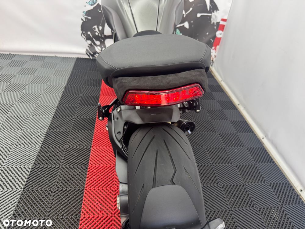 Ducati Diavel - 22