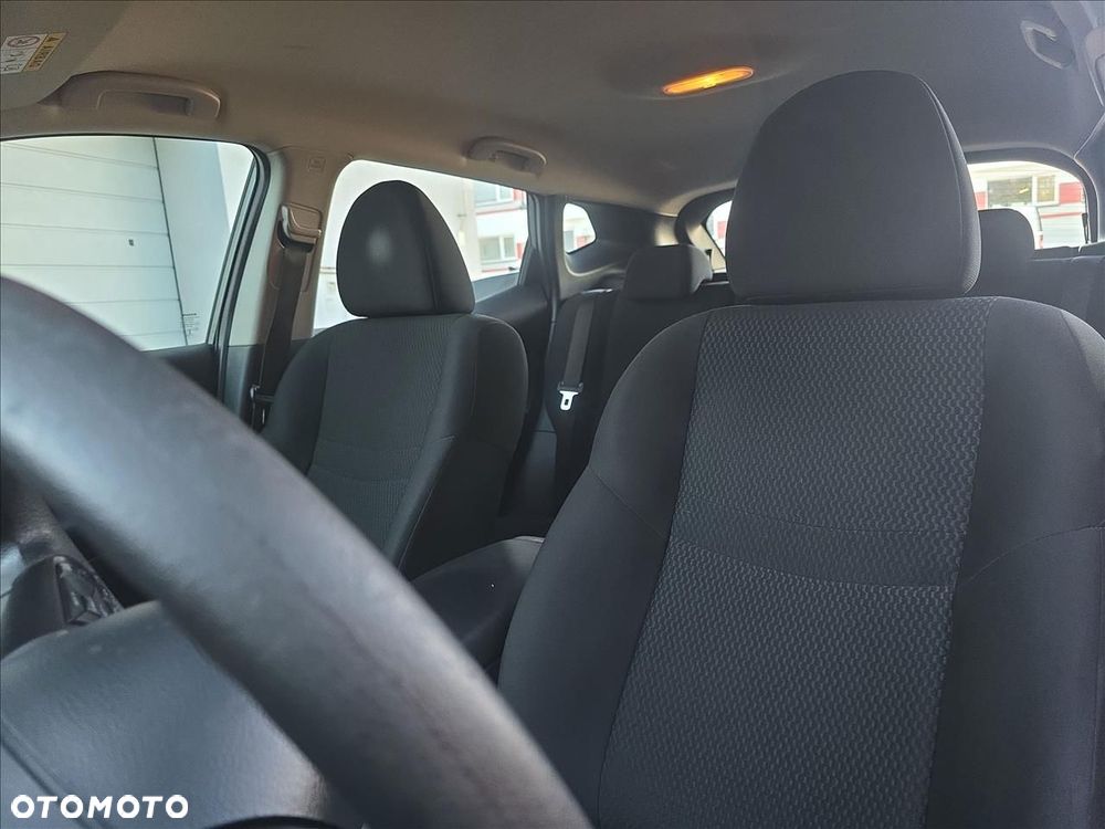 Nissan Qashqai 1.3 DIG-T Visia - 11