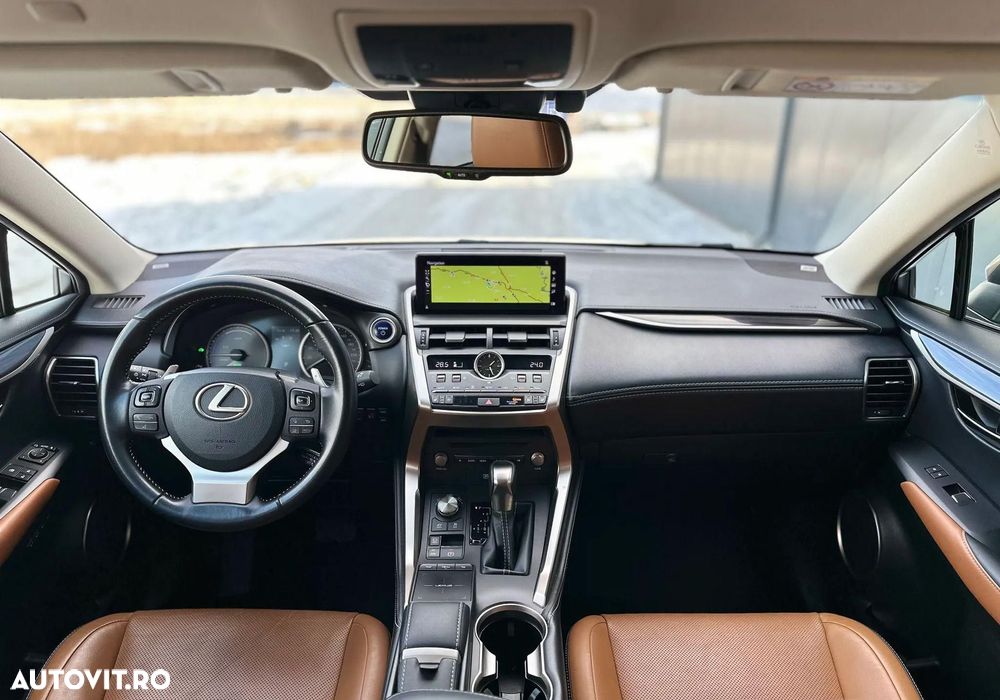 Lexus Seria NX 300h E-FOUR Luxury Line - 26