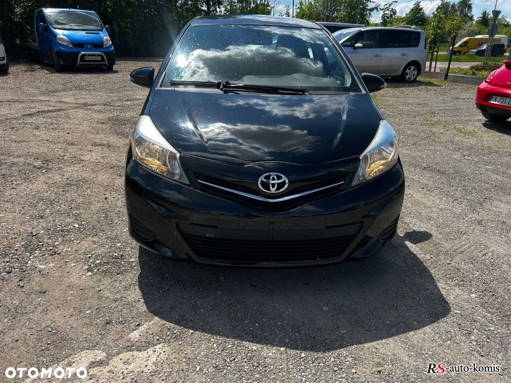 Toyota Yaris - 4