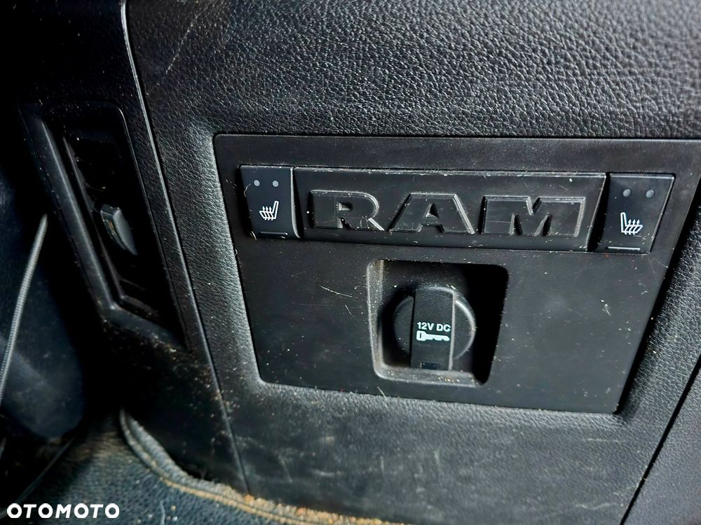Dodge RAM - 13
