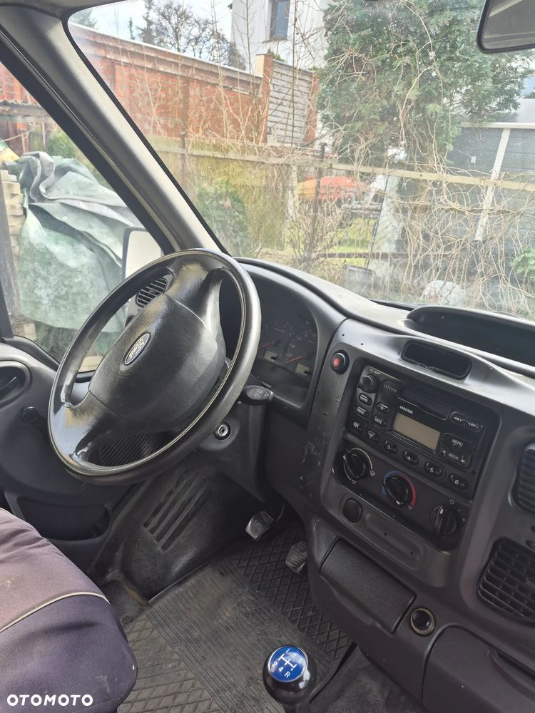 Ford Transit - 9