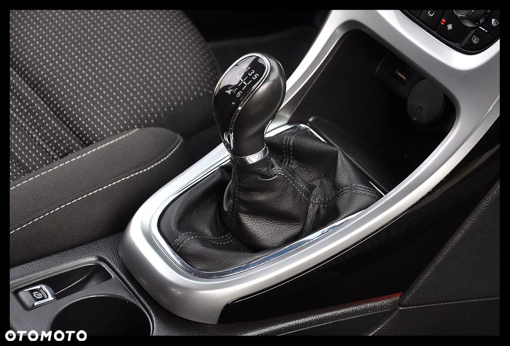 Opel Astra 1.4 Turbo Innovation - 30