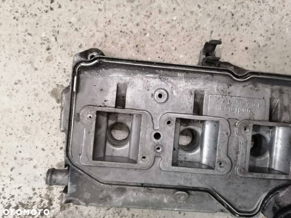 Pokrywa Zaworów Prawa Audi A8 D2 3.7 4.2 V8 077103472D - 4