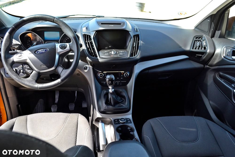 Ford Kuga - 11