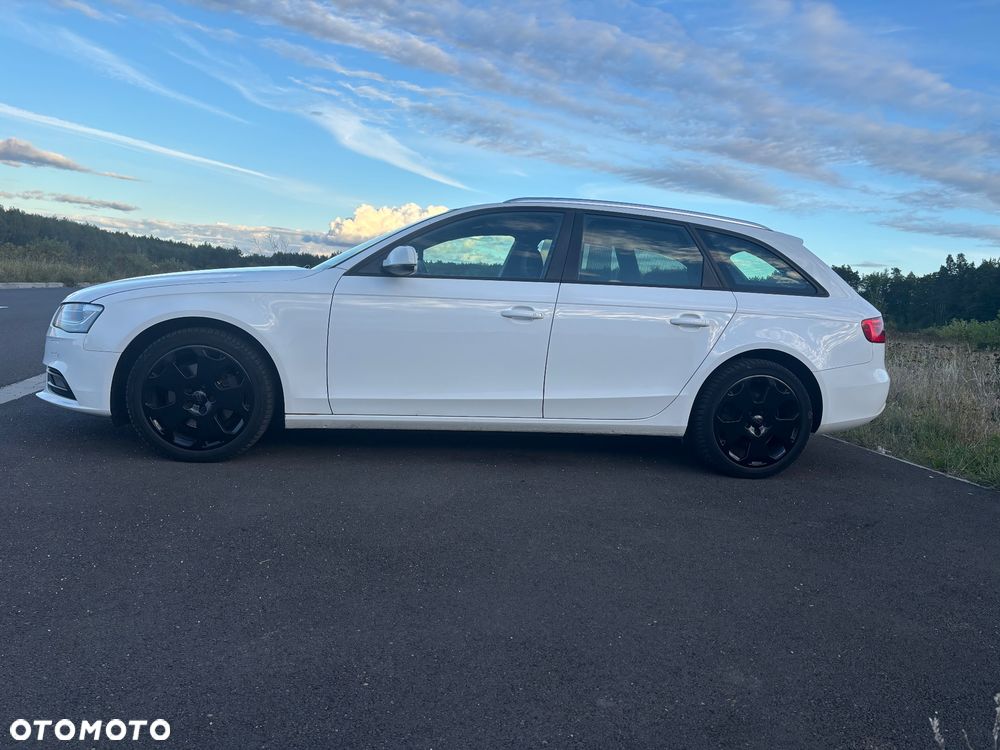 Audi A4 Avant - 16