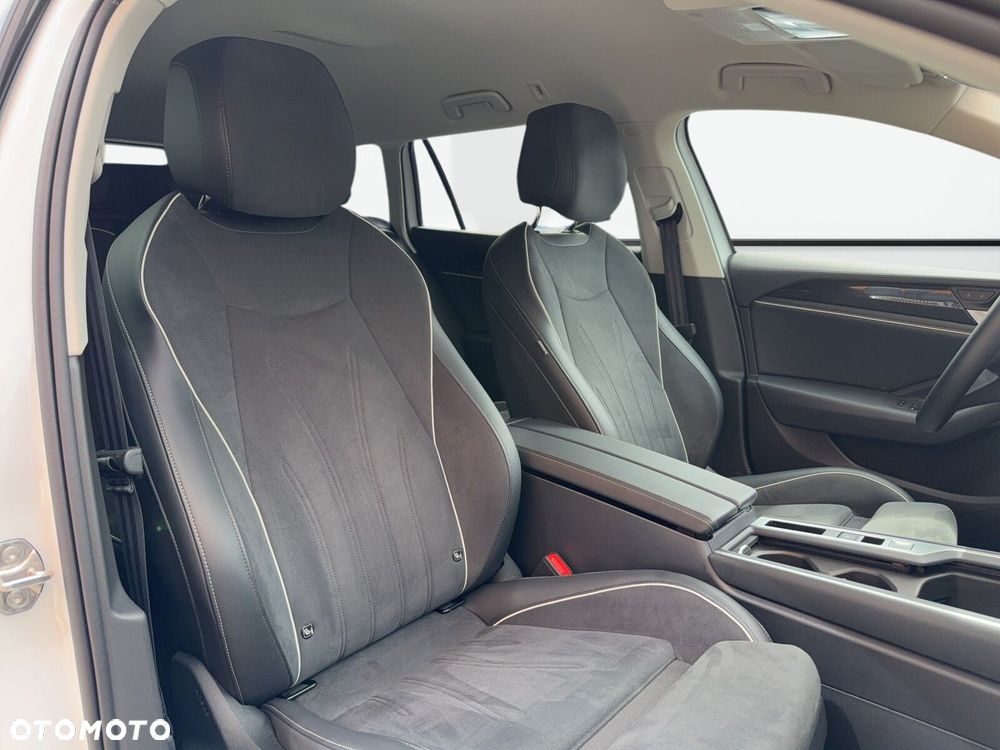 Volkswagen Passat - 38