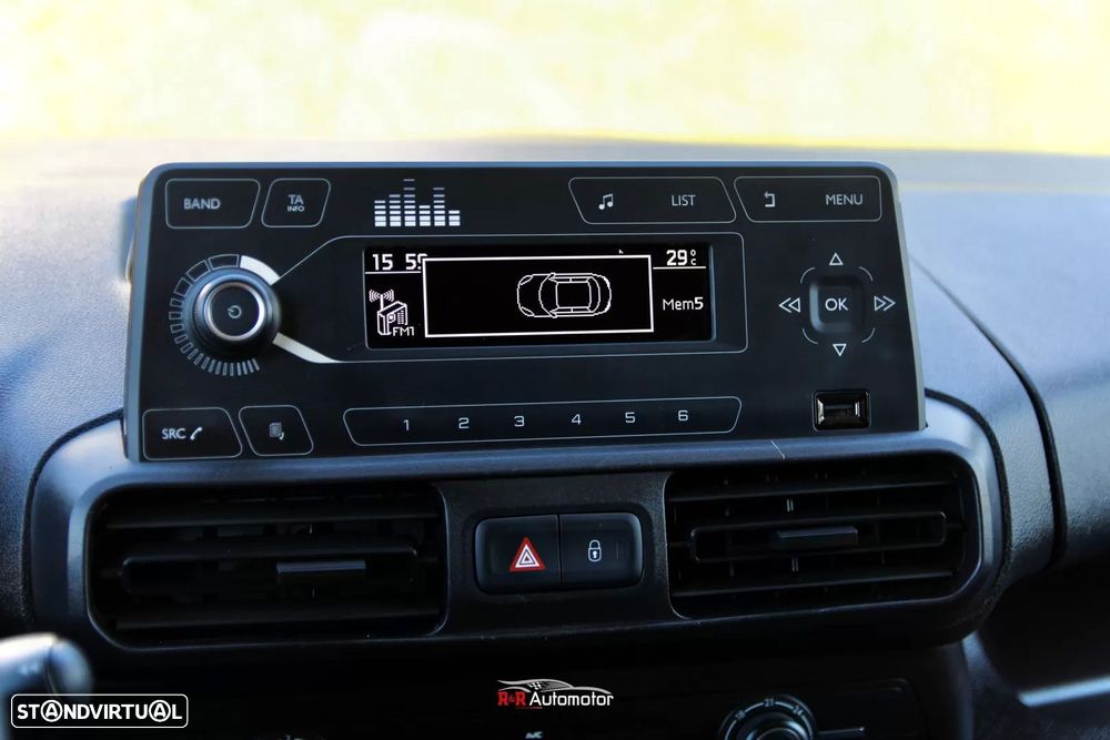 Peugeot Partner 1.5 BlueHDi Pro Longa IVA DEDUTÍVEL 3 Lug - 17