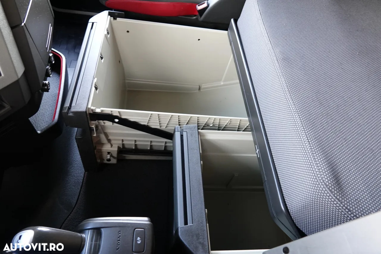 Volvo FH 500 / I-PARK COOL / PNEURI 100% / DUPĂ CONTRACTUL DE SERVICE / IMPORTAT - 25