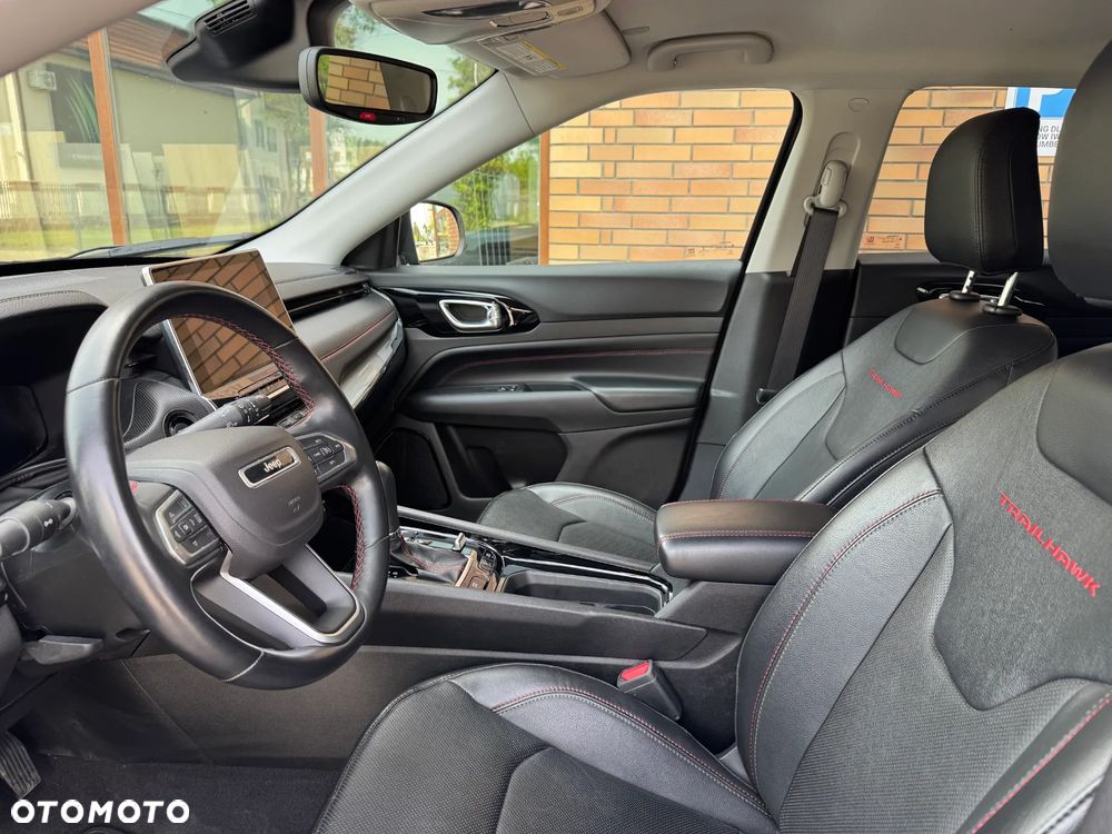 Jeep Compass - 13