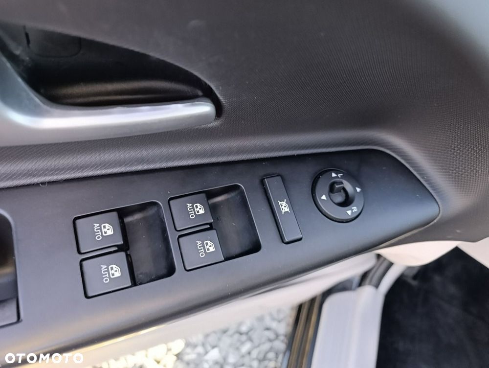 Kia Ceed - 10