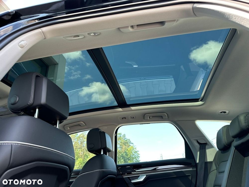 Volkswagen Touareg - 17
