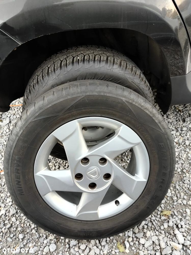 Dacia Duster 1.6 - 36