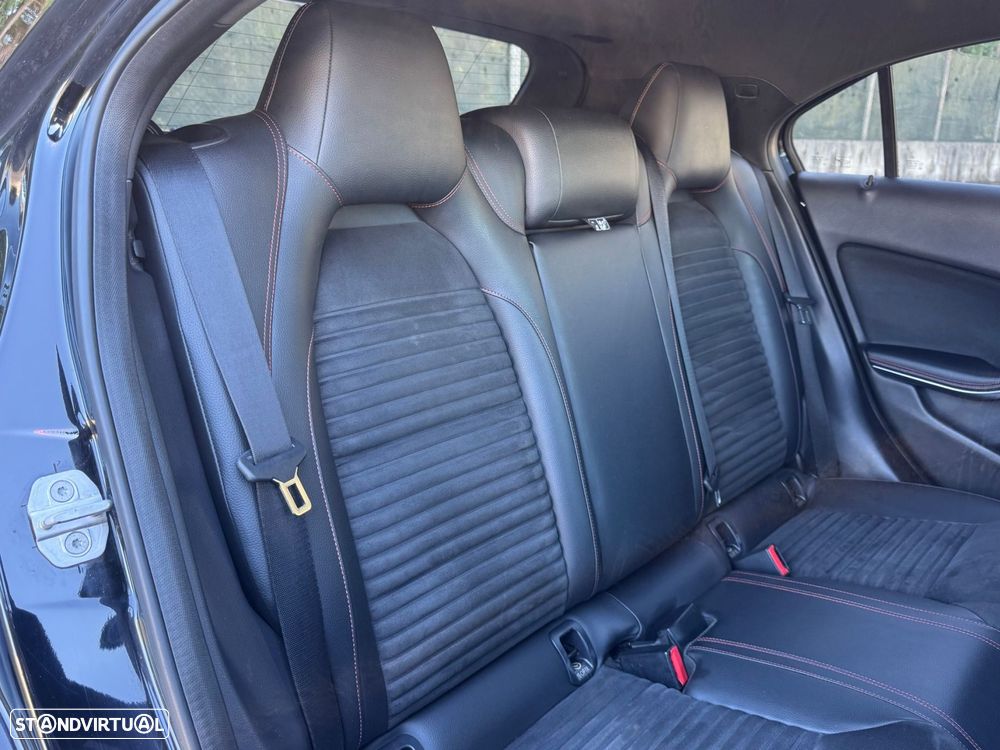 Mercedes-Benz A 200 CDi BE AMG Line - 19