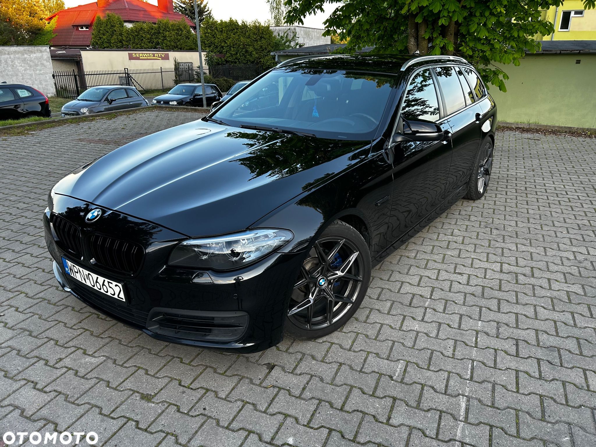 BMW Seria 5 520d xDrive - 1