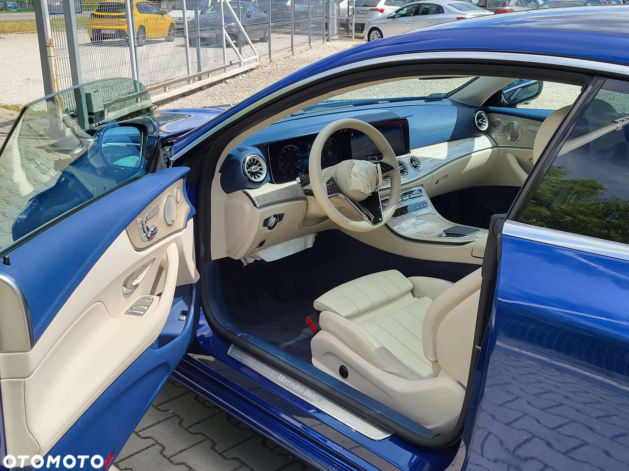 Mercedes-Benz Klasa E 200 Coupe 4-Matic 9G-TRONIC - 7