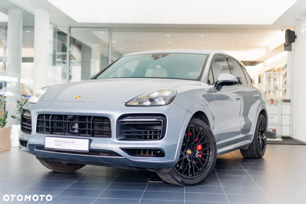 Porsche Cayenne - 4