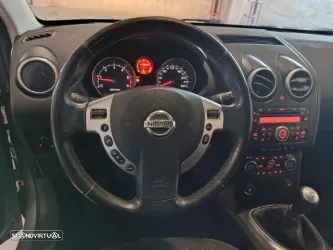 Nissan Qashqai 1.5 dCi Tekna Premium 17 - 14