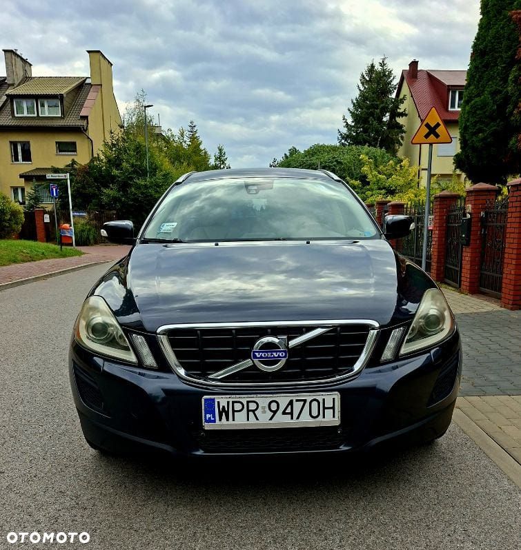 Volvo XC 60 - 4