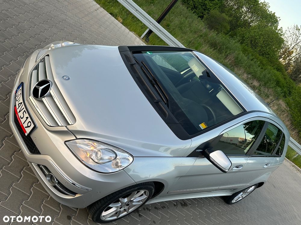 Mercedes-Benz Klasa B 160 BlueEFFICIENCY SPORT EDITION - 24