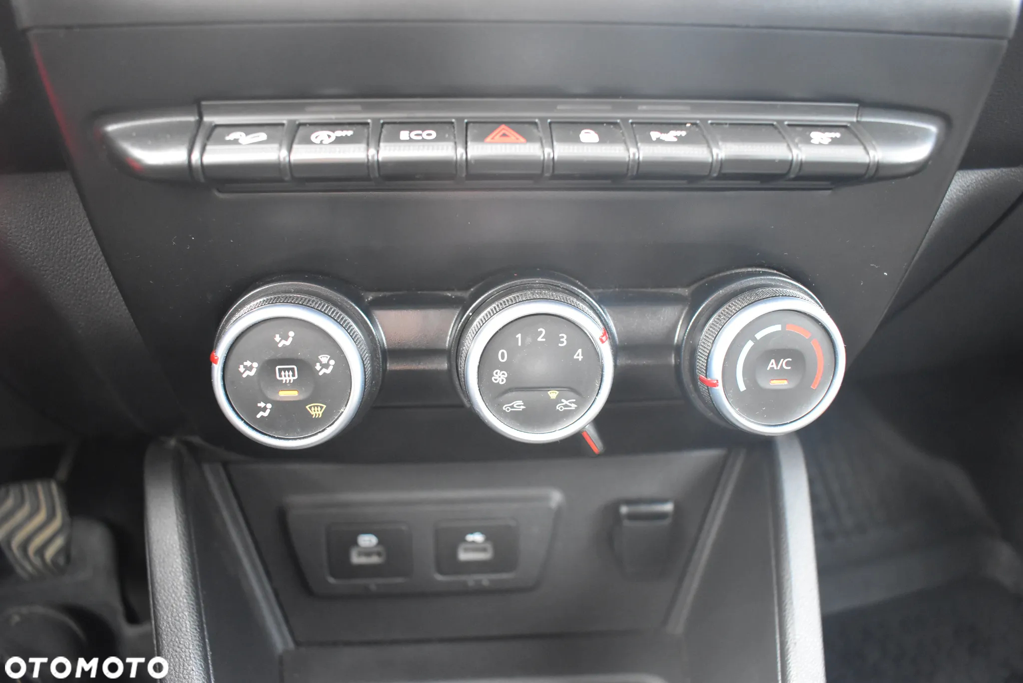 Dacia Duster 1.5 Blue dCi Comfort 4WD - 27
