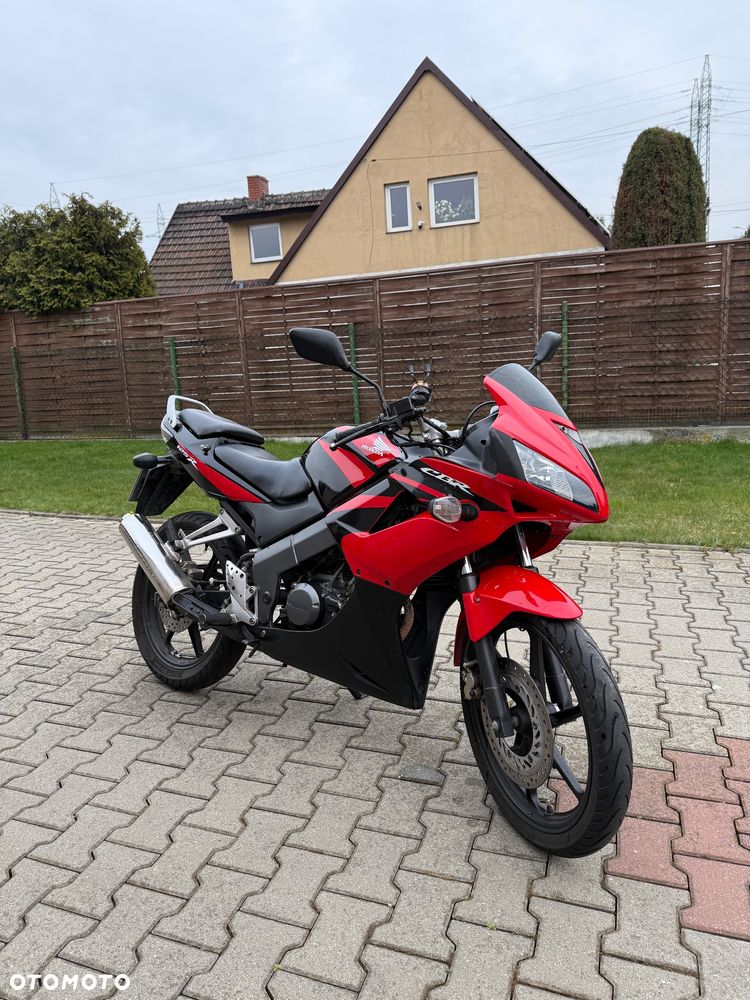 Honda CBR - 3