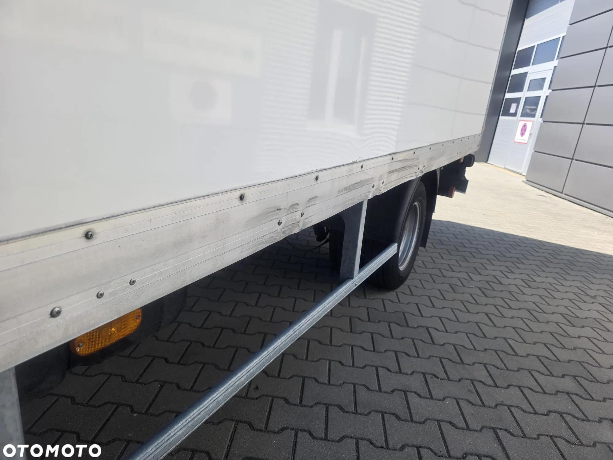 Iveco 35C16 Kontener z winda 8EP rok 2024 ! Jak Nowy Gwarancja do 03-2026 ! - 14