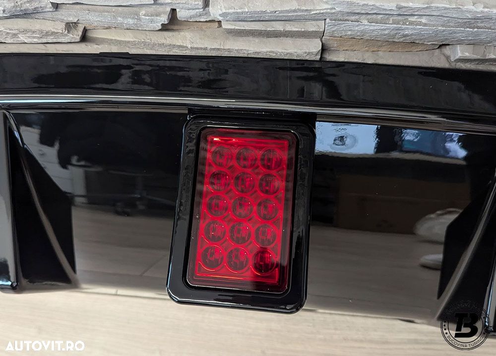 Difuzor Bara Spate compatibil cu BMW Seria 5 F10 F11 M5 LED Design - 6