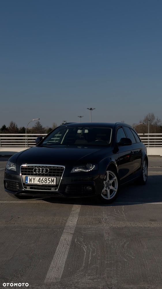Audi A4 Avant 2.0 TDI DPF Ambiente - 2