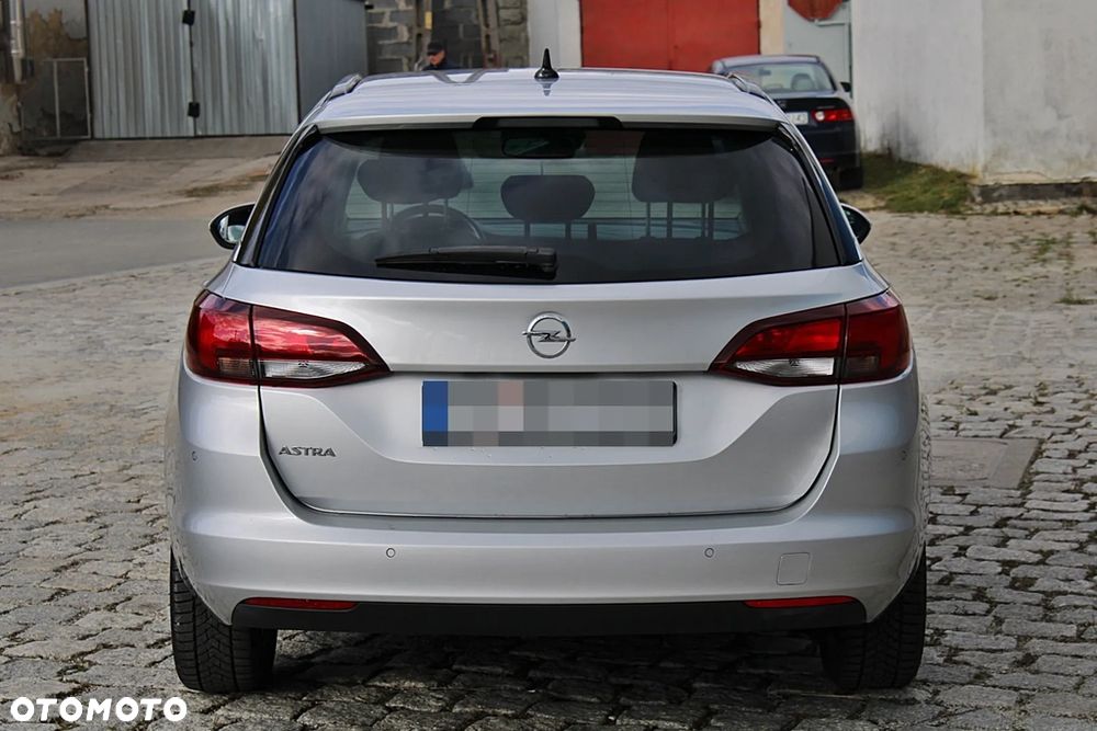 Opel Astra - 8