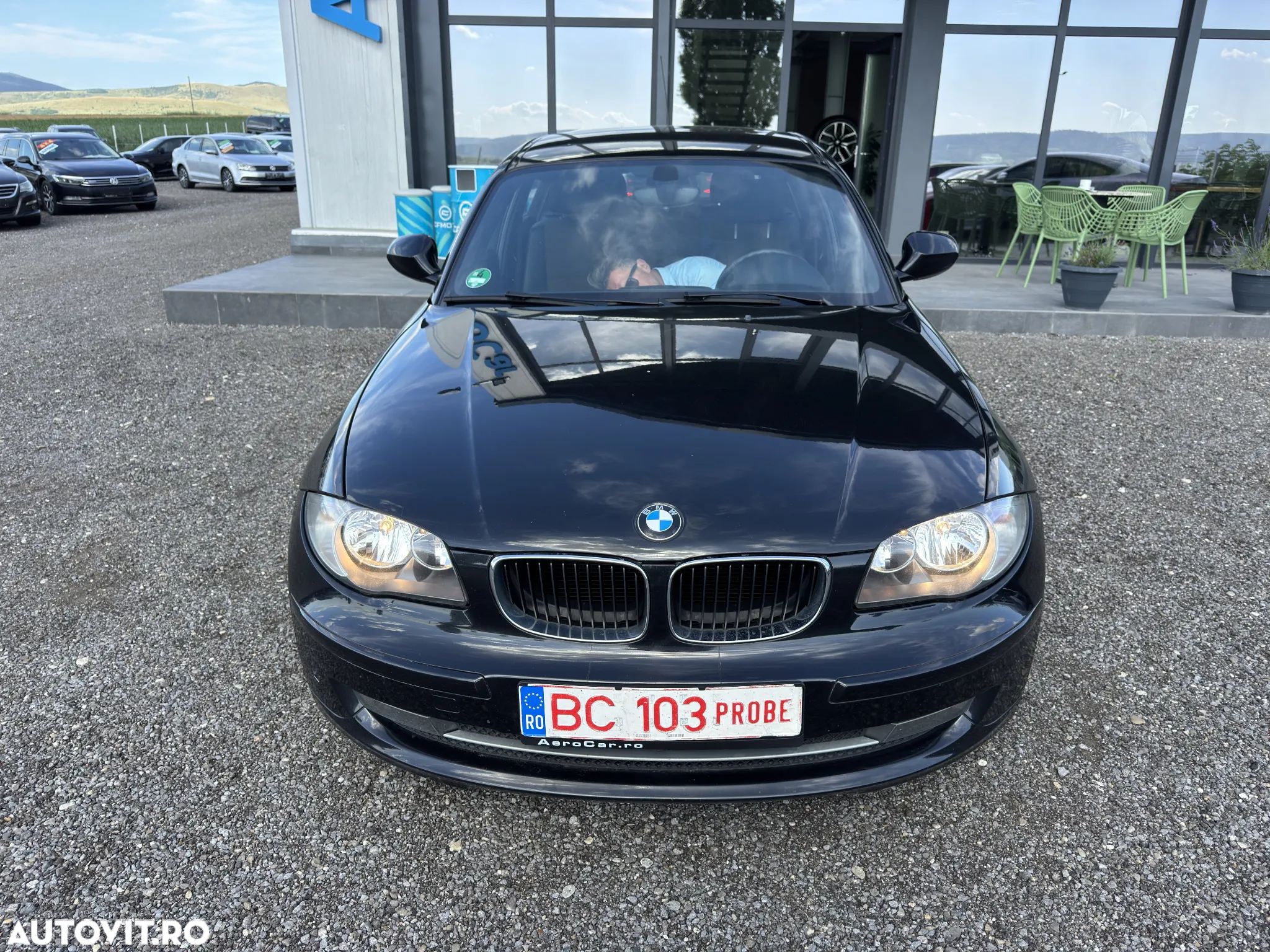 BMW Seria 1 118d Sport Line - 3