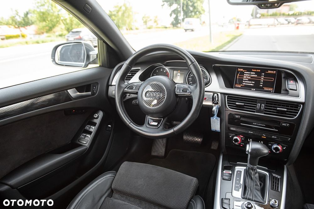 Audi A4 Avant 2.0 TFSI quattro S tronic S line Sportpaket (plus) - 30